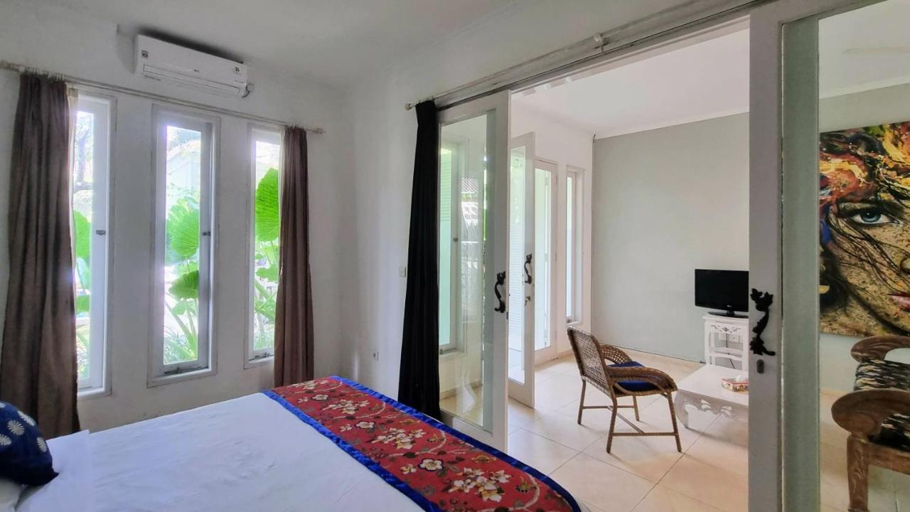 Starling Villas Sanur Esterno foto