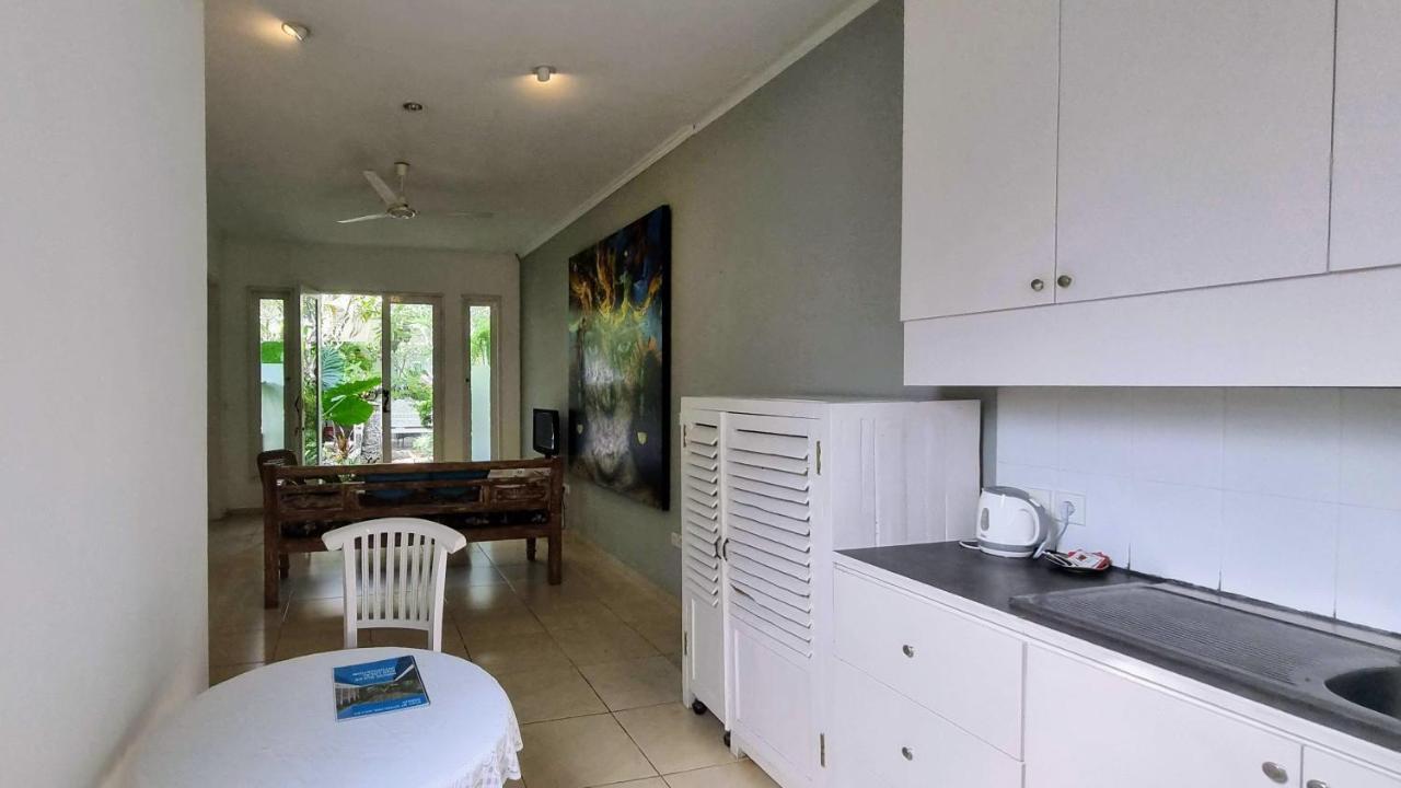 Starling Villas Sanur Esterno foto