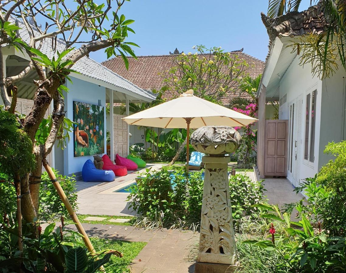 Starling Villas Sanur Esterno foto