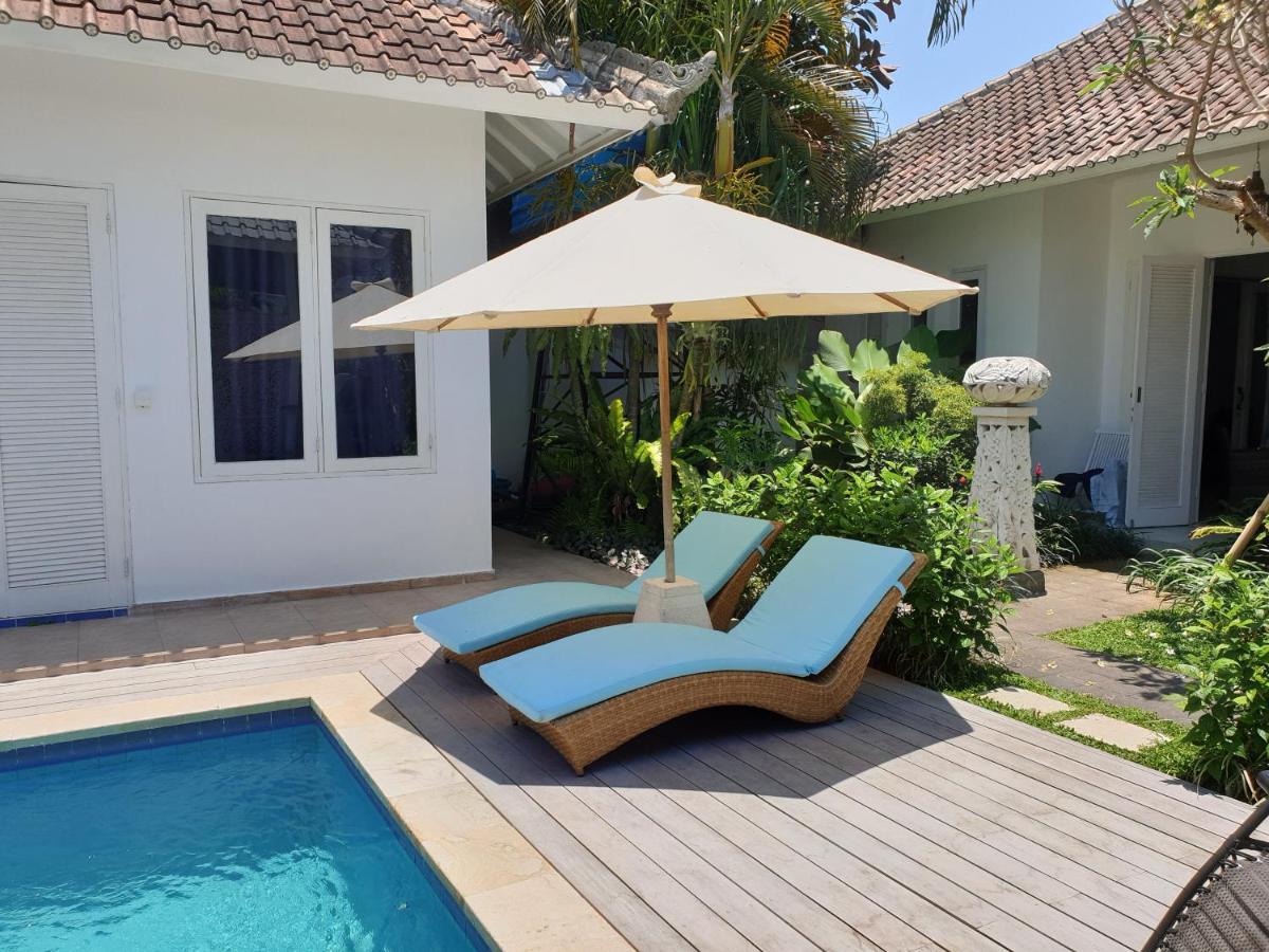 Starling Villas Sanur Esterno foto