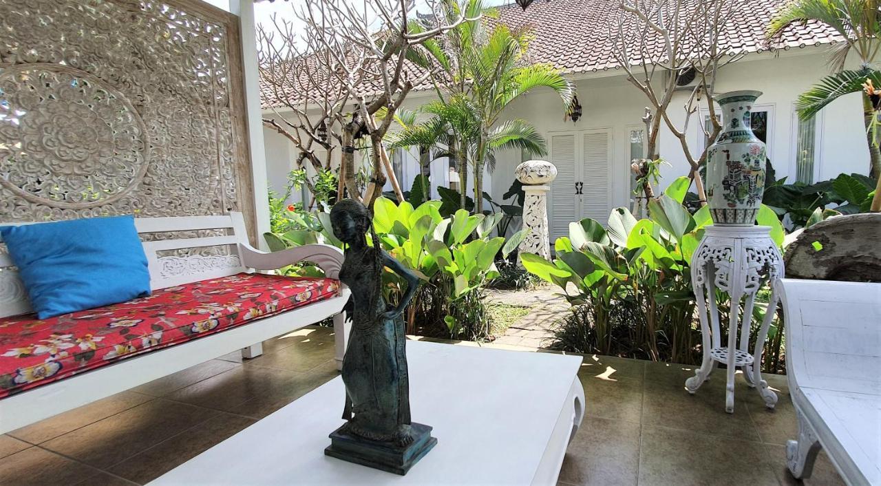 Starling Villas Sanur Esterno foto