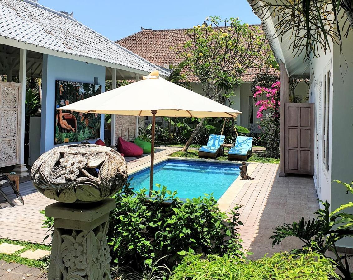 Starling Villas Sanur Esterno foto