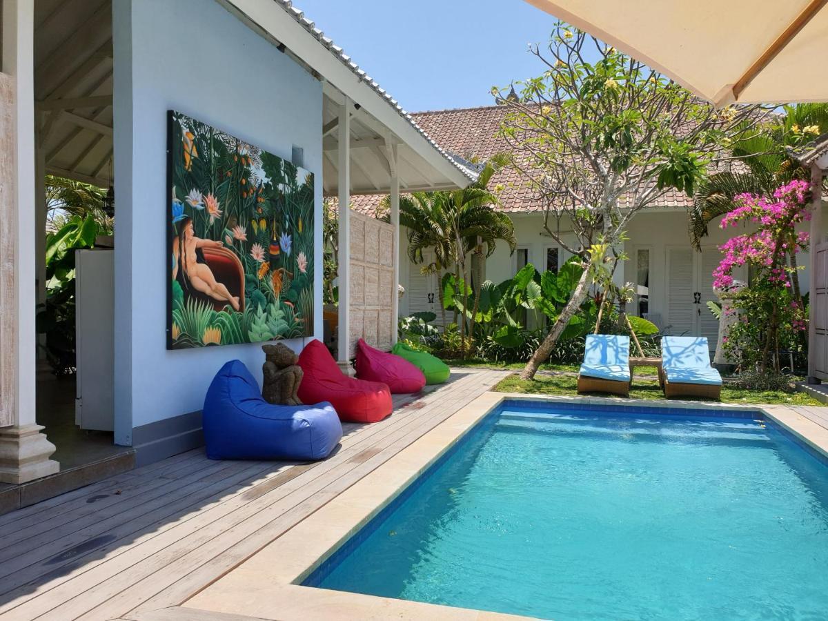 Starling Villas Sanur Esterno foto